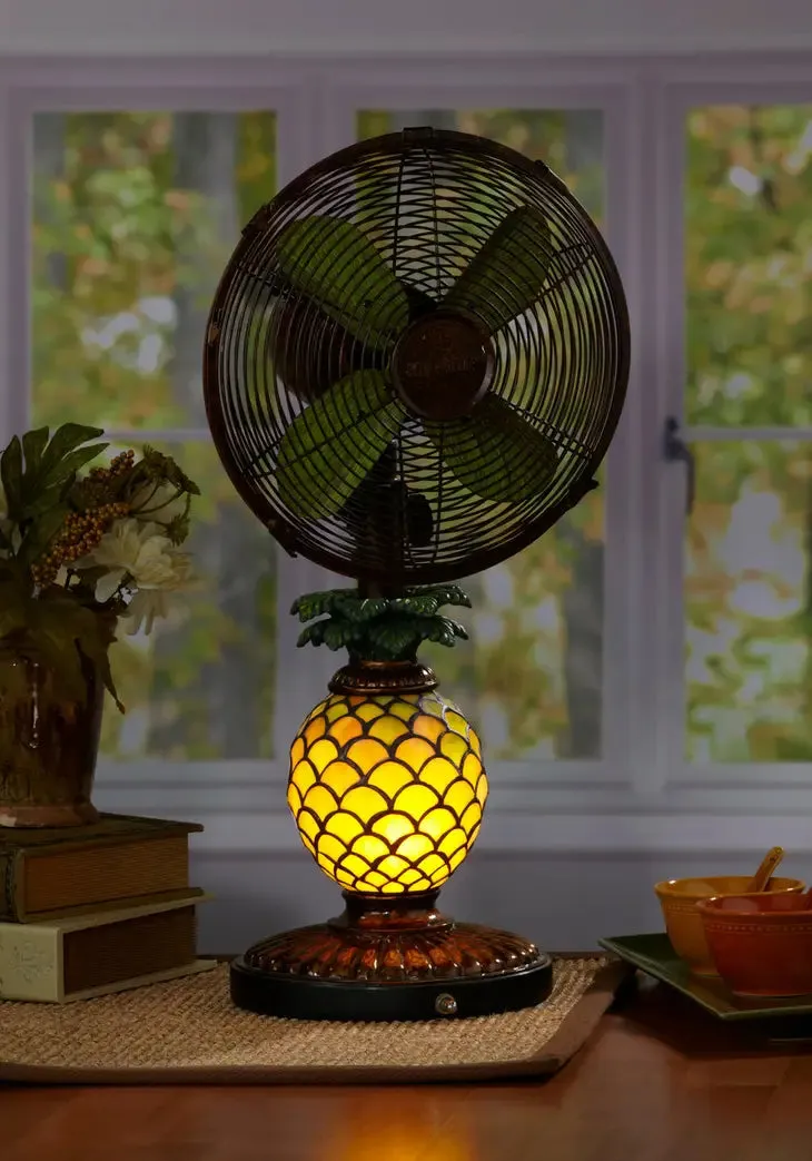 10" Table Fan/Lamp - Mosaic Glass Pineapple