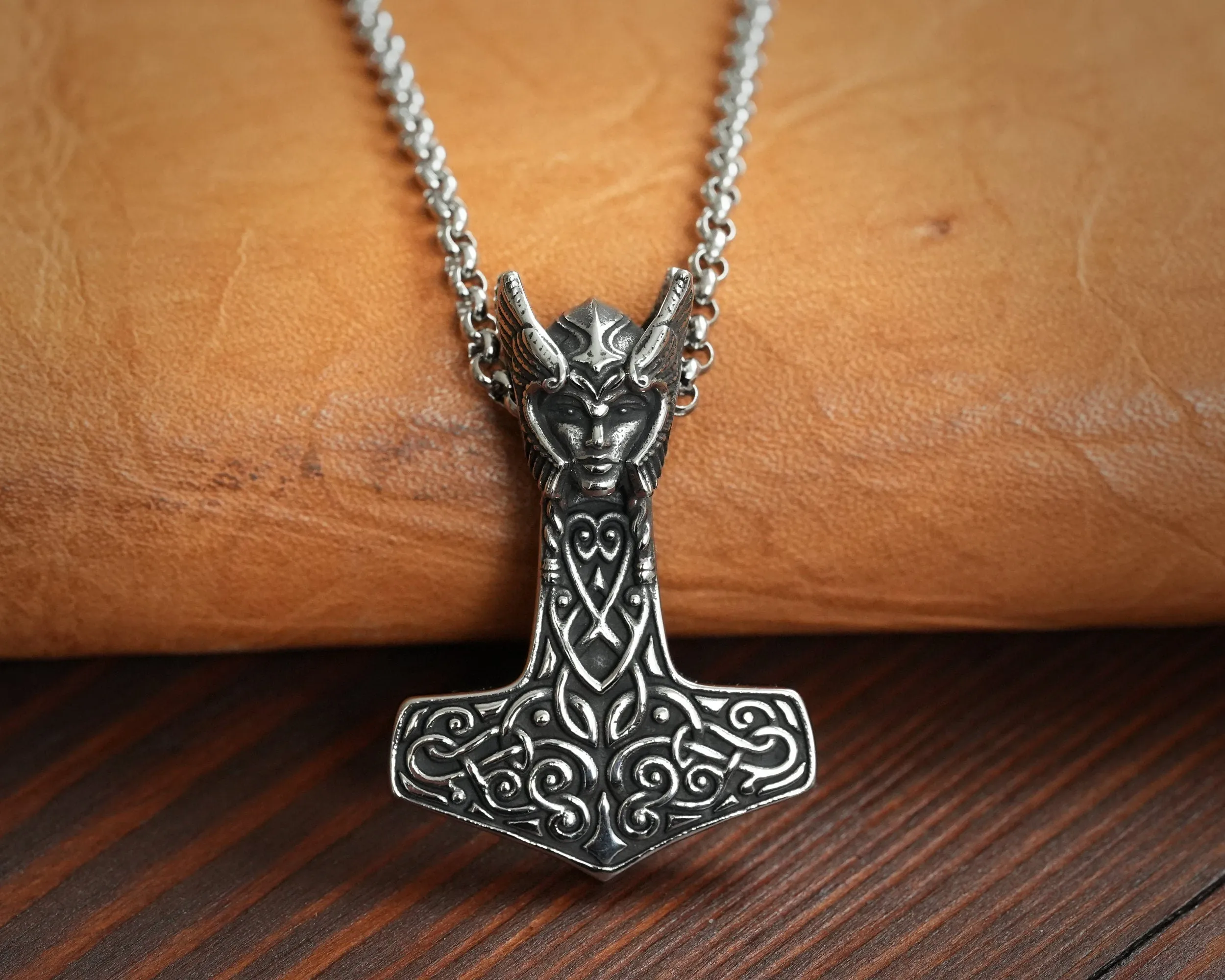 925 Sterling Silver Valkyrie Freya Shieldmaiden Woman Viking Thors Hammer Necklace Pendant Lagertha Charm