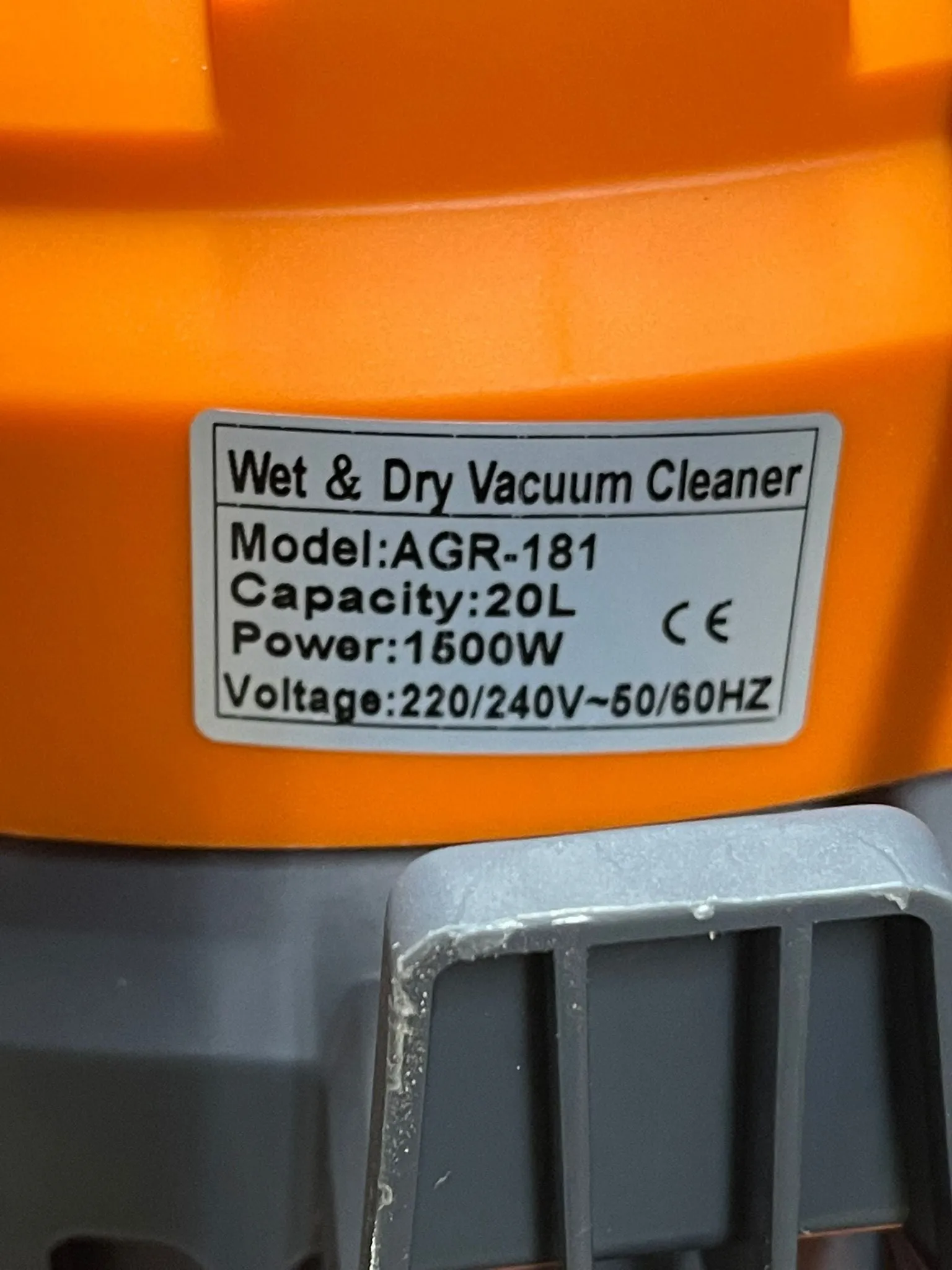 Aiguru 20L, 220V Wet & Dry Vacuum Cleaner | Model :  VC-AGR181