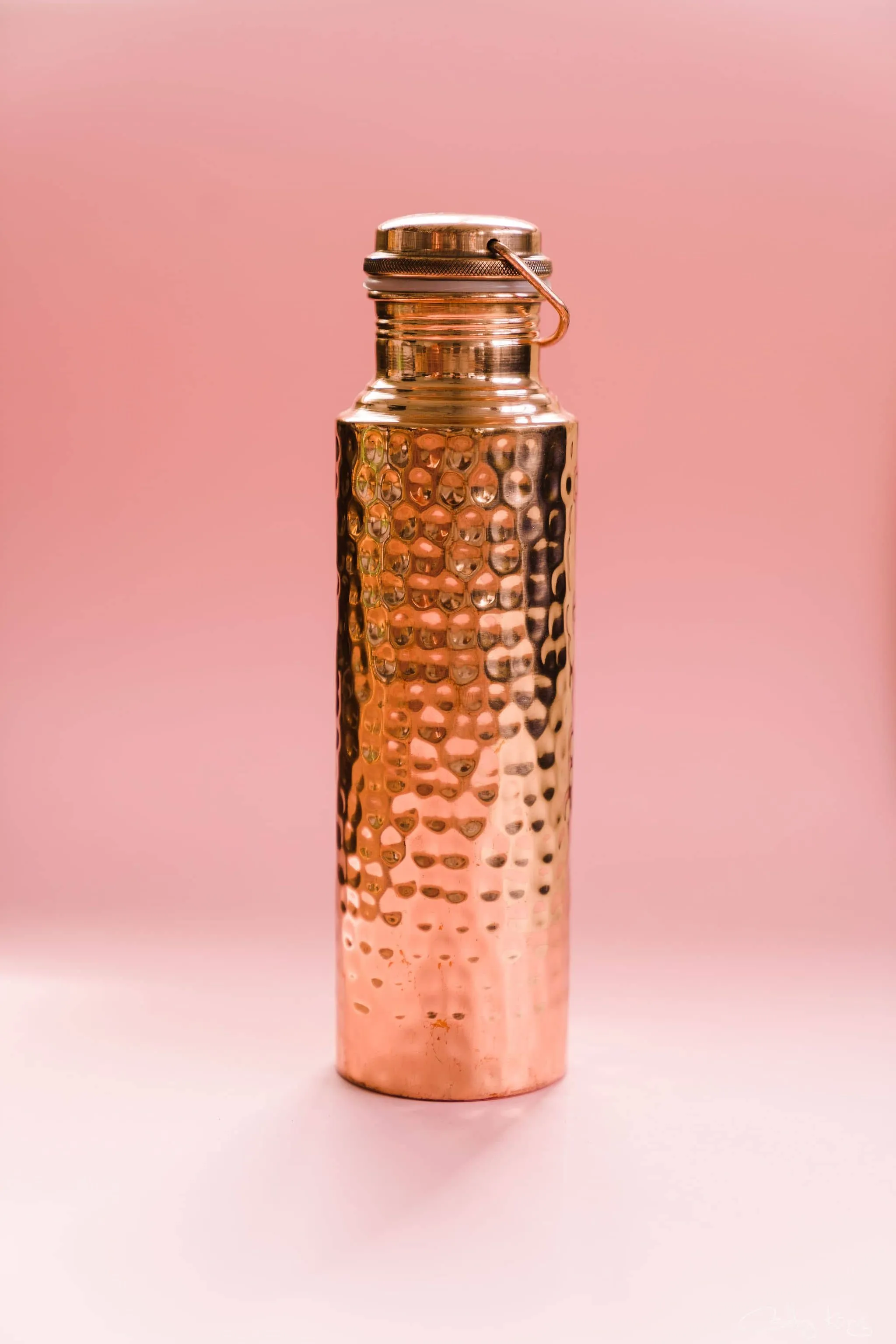 AQUA VEDIC Hammered Copper Drink Bottle 900ml