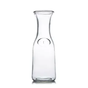 Carafe en verre avec couvercle