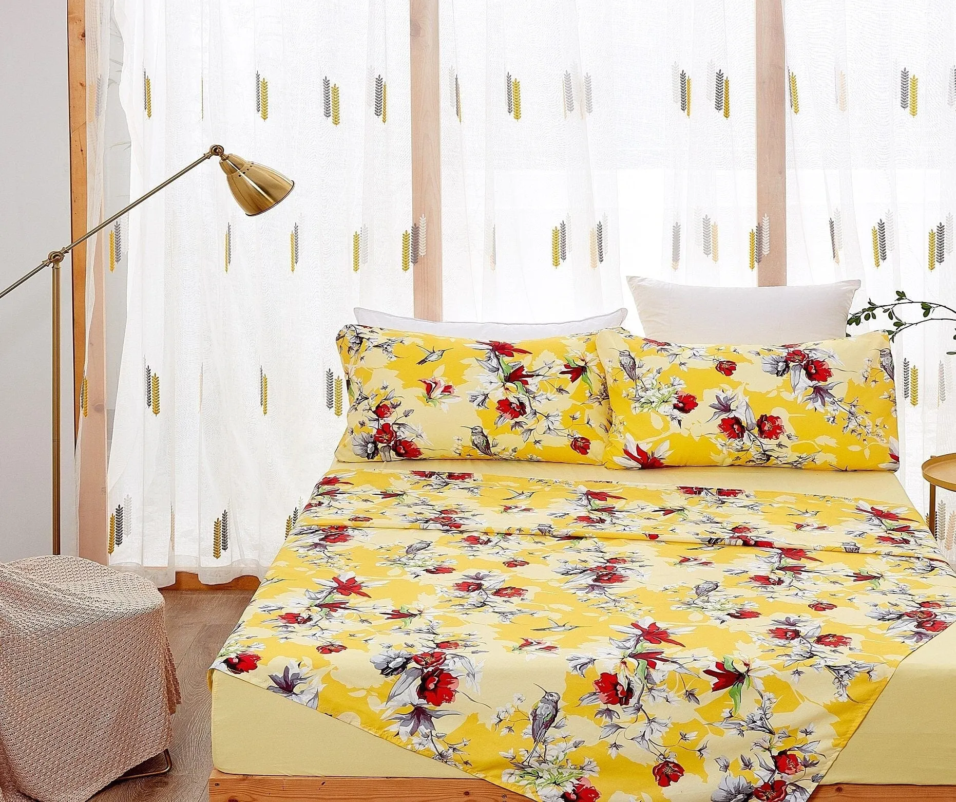 DaDa Bedding Sunshine Yellow Hummingbirds Floral Fitted & Flat Bed Sheets Set (JHW-925)