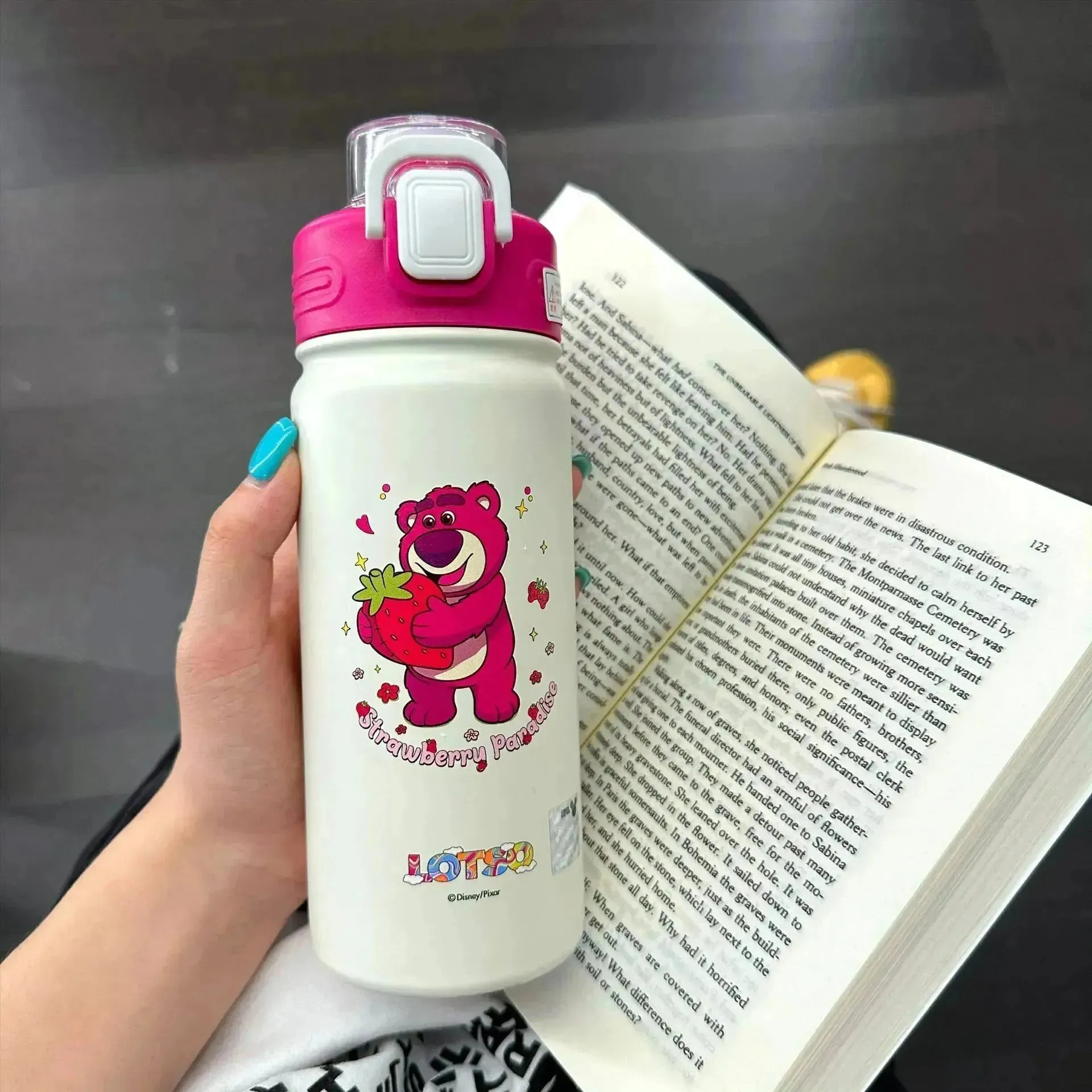 Disney Magical Character Water Bottles (500 ml)