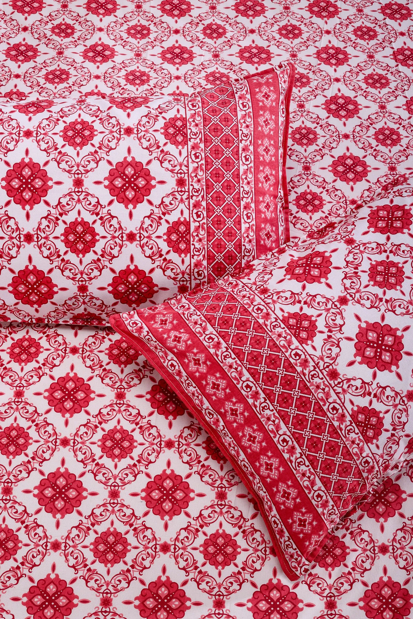 Emaline Jhaal Pink Cotton Bedsheet