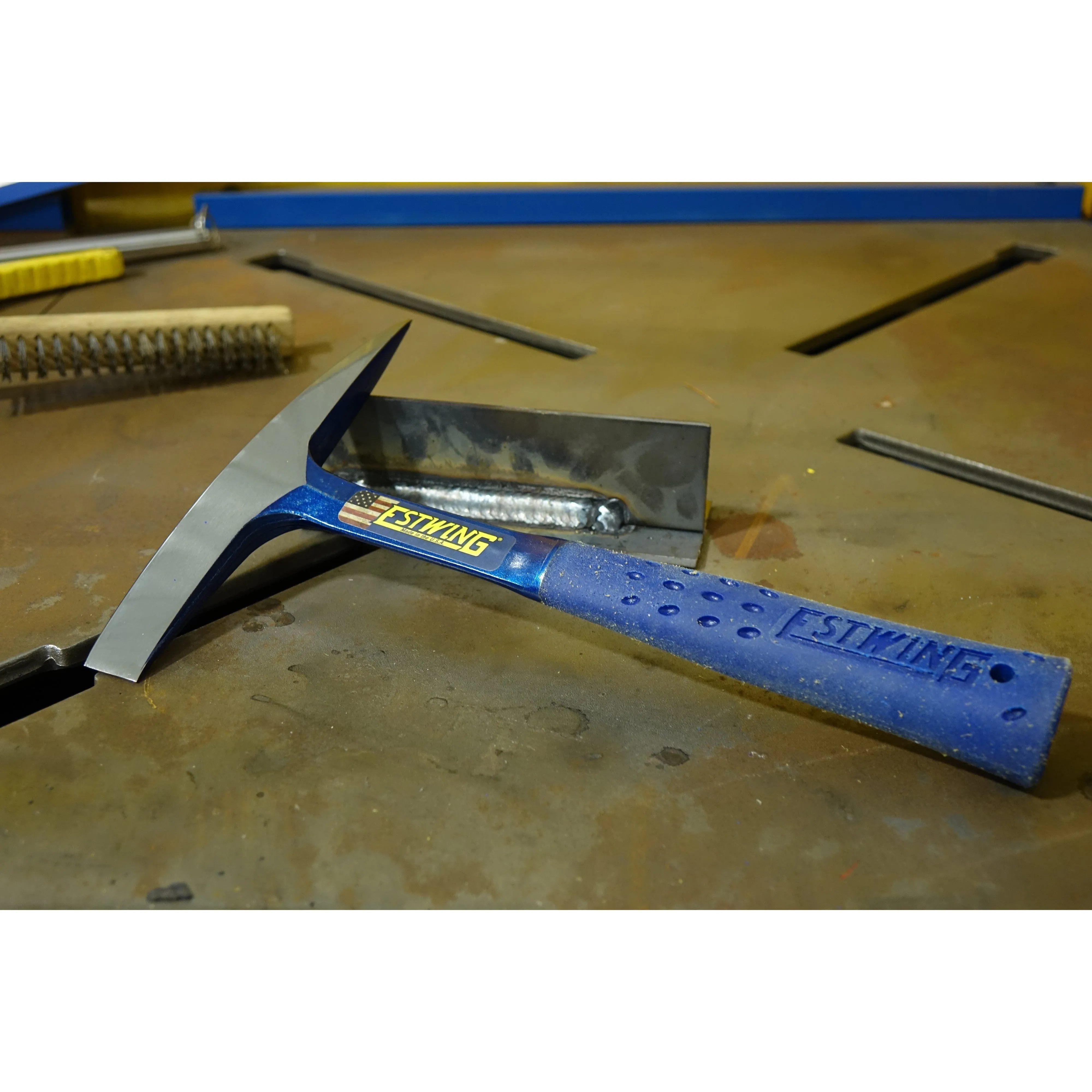 Estwing Welding / Chipping Hammer w/ Shock Reduction Grip - E3-WC