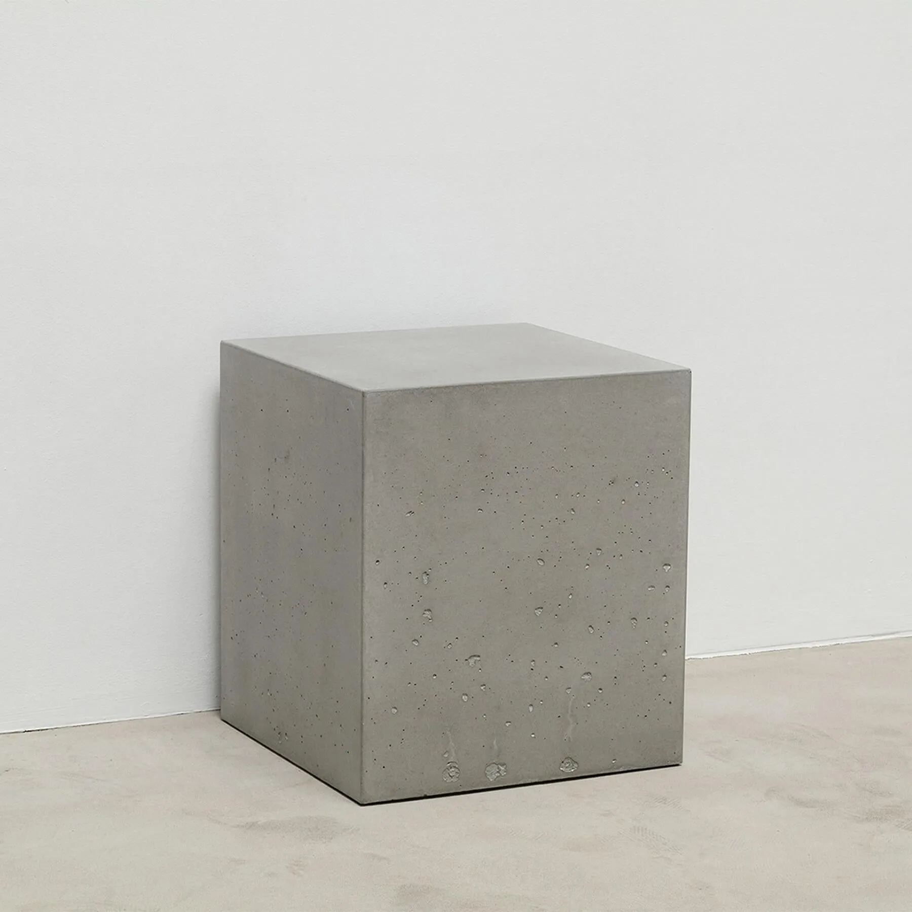 Gant Lights Concrete Stool