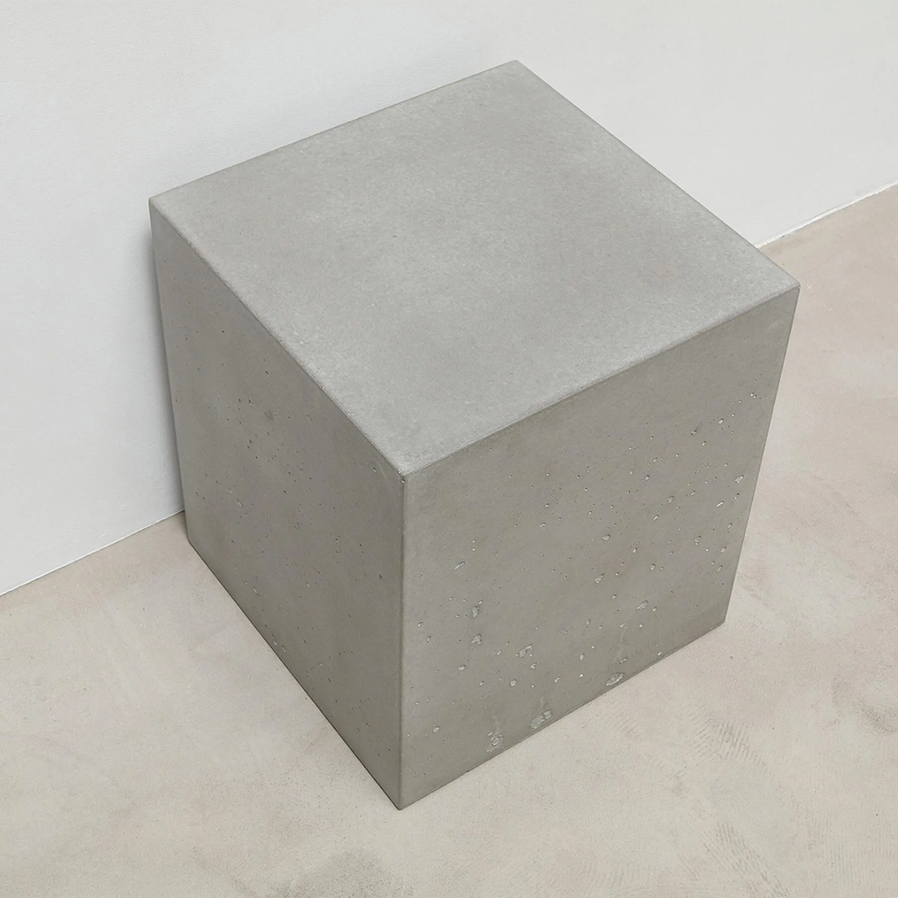 Gant Lights Concrete Stool