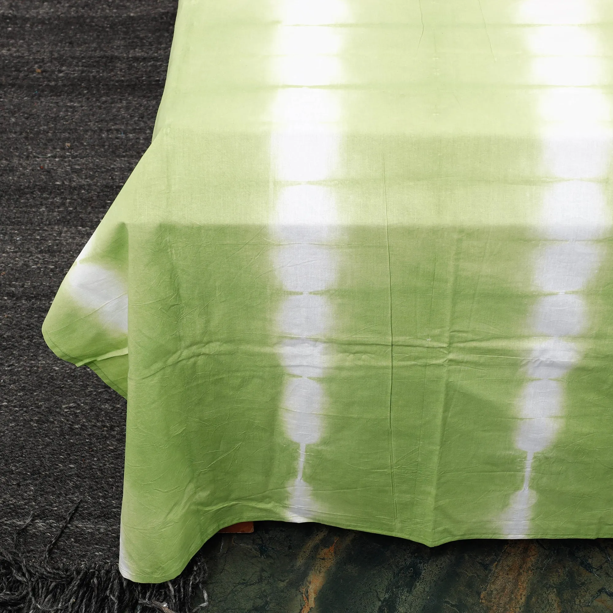 Green - Shibori Tie Dye Pure Cotton Double Bed Cover with Pillow Covers (108 x 90 in)