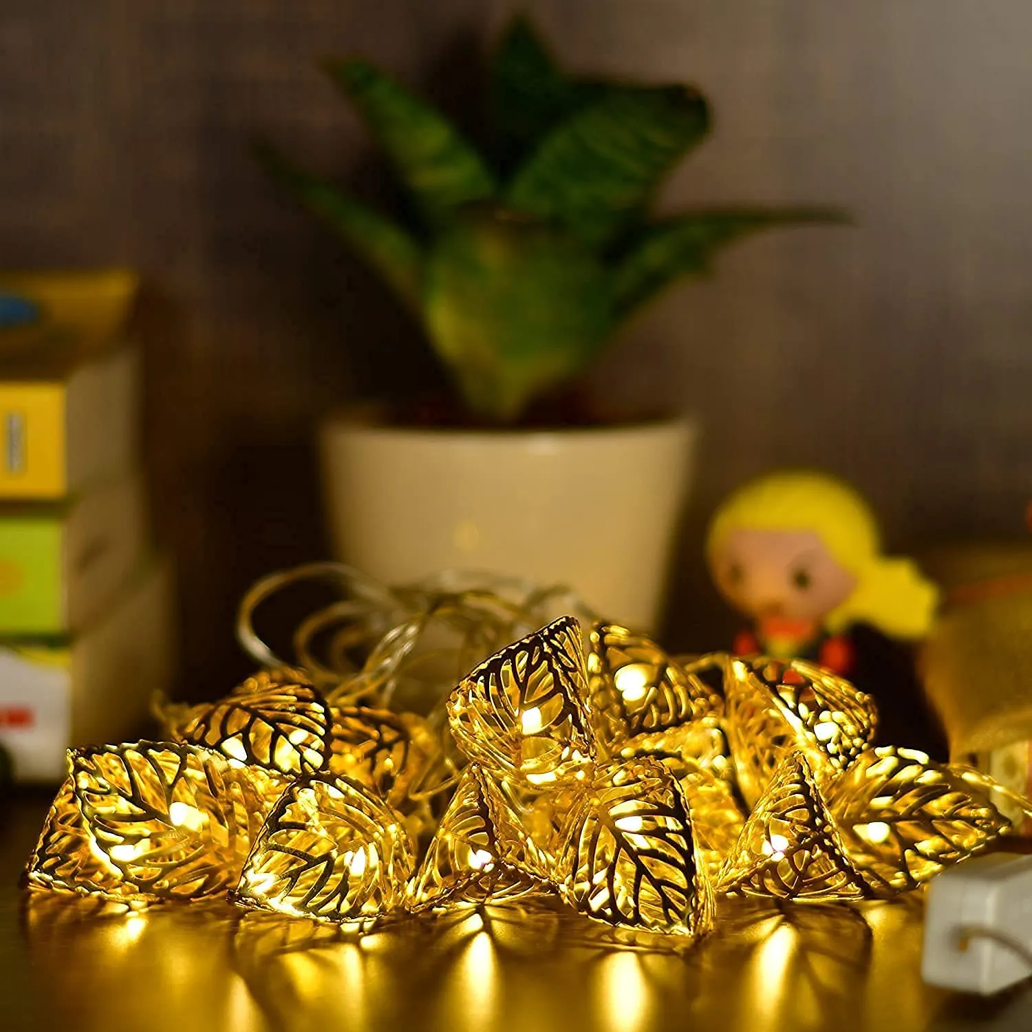 Kuber Industries Leaf Shape String Lights|Golden Metal Home Decoration Light|String Fairy Lights for Birthday Party,Diwali,Christmas,Navratri,14 LED (Warm White)